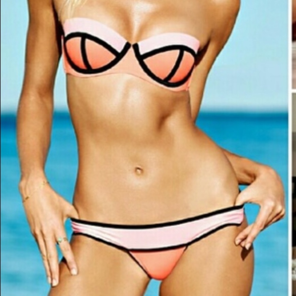 Victoria’s Secret colorblock bikini